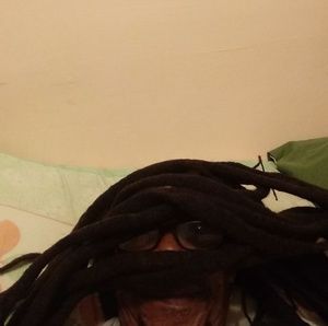 Meet your Posher, Denzil